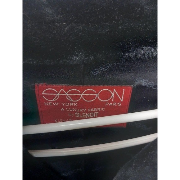 Vintage Sasson Faux Fur Jacket by Glenoit - Picture 5 of 6